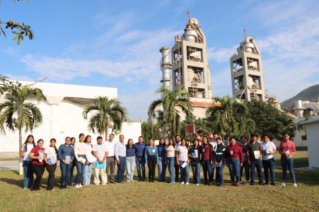 becas holcim tecoman 02