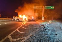 Accidente vehicular en crucero de Cuauhtémoc obstruye carril, previene UEPC Colima; hay un lesionado