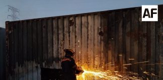 Atienden incendio en contenedor en la zona de Algodones, Manzanillo