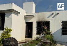 UEPC: CRUM y Bomberos atienden a menor en incendio de vivienda, en Villa de Álvarez