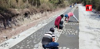 Presentan avance del 76.6% en construcción de Caminos Artesanales en Colima