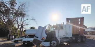 UEPC Colima alerta por accidente de camión de carga en el Libramiento Sur; provoca obstrucción vial