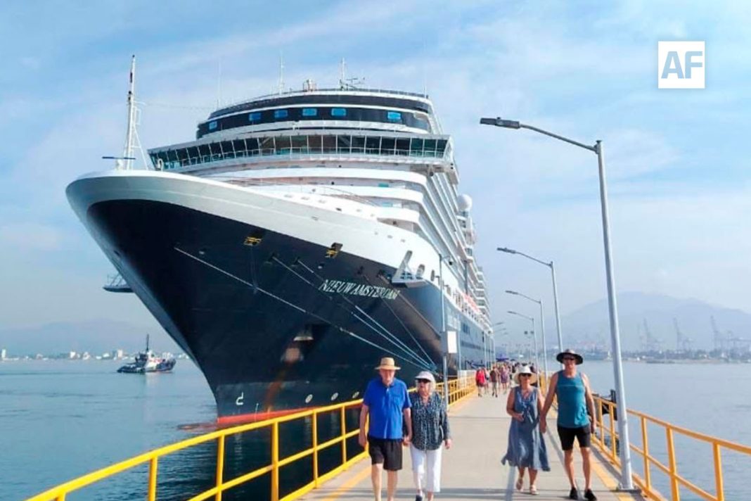 crucero-manzanillo-visitantes-turistas
