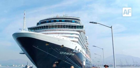 Manzanillo recibió más de 6 mil turistas internacionales en cruceros este fin de semana