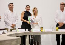 Rinde Dany Orozco Informe de Trabajo en sesión solemne de Cabildo en Comala