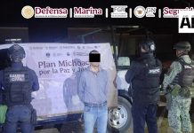 En Michoacán, autoridades federales y estatales detienen a dos personas y aseguran más de un centenar de cartuchos