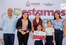 Indira Vizcaíno entrega tarjetas de ‘Mi ColiBeca para Empezar’ a estudiantes de Cuauhtémoc