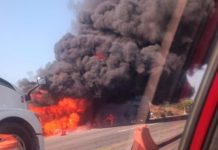 Está obstruida la autopista Manzanillo-Colima por incendio de tráiler, alerta UEPC