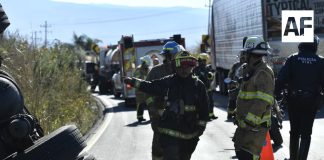 UEPCB de Jalisco atiende volcadura de pipa con ácido nítrico en la carretera Guadalajara–Colima