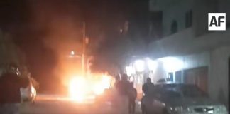 Quema de pirotecnia provoca incendio de vehículo en Zamora