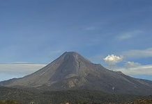 Volcán de Colima mantiene actividad estable y sin riesgo: UEPC