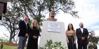 Develan busto e inauguran calle con el nombre del ex Gobernador de Jalisco Aristoteles Sandoval en Tonalá