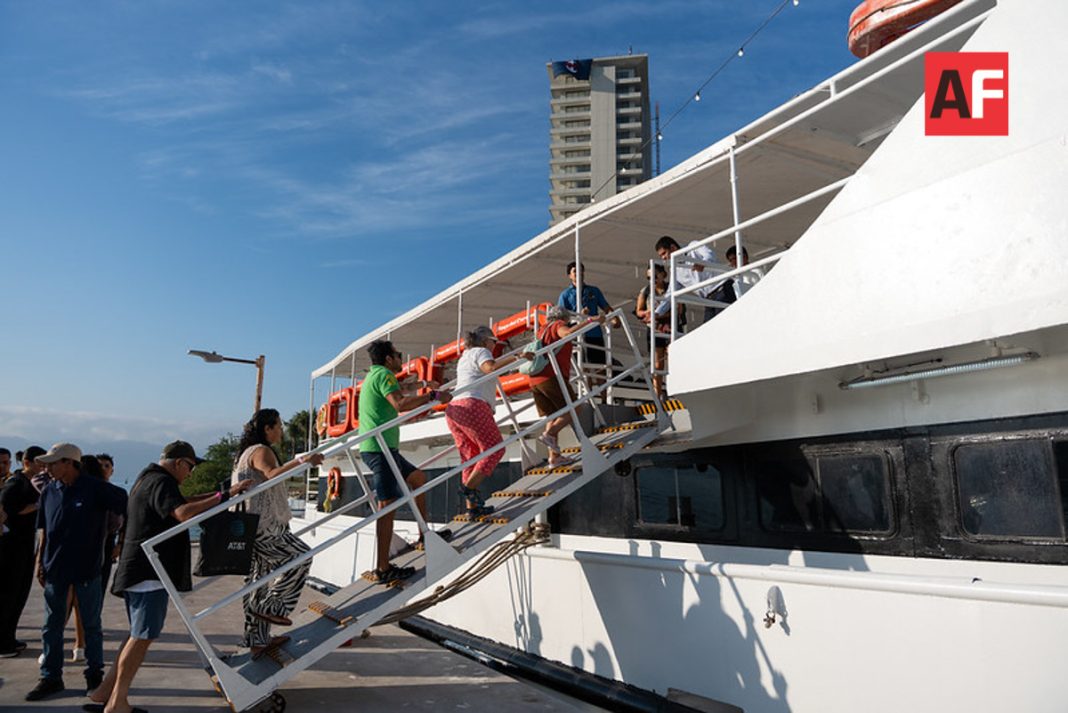 En Puerto Vallarta inició operaciones del “Ferry Vallarta”_-5