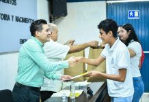 Reconocen a ganadores y ganadoras de concursos de Oratoria, Declamación y Nacimientos Tradicionales