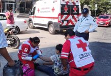 Motociclista resulta lesionado tras choque en avenida Venustiano Carranza, Colima