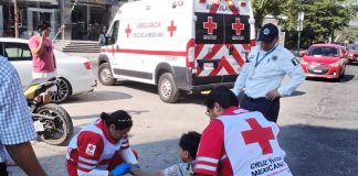 Motociclista resulta lesionado tras choque en avenida Venustiano Carranza, Colima