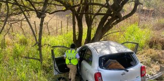 Saldo fatal tras accidente vial en la carretera Colima–Pihuamo; una persona fallece y dos quedan lesionadas