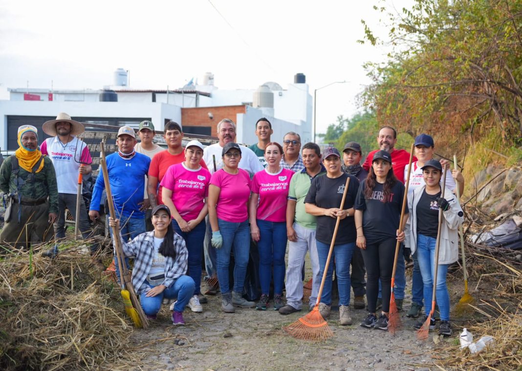 brigada limpieza villa de alvarez 02