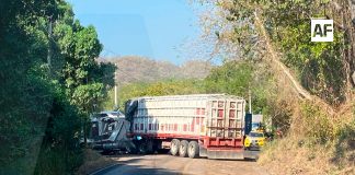 Cerrada la carretera libre Armería-Manzanillo por choque lateral