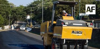 Gobierno del Estado realiza trabajos de nivelación en carpeta asfáltica del tramo Comala-Villa de Álvarez