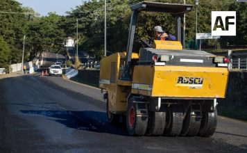 Gobierno del Estado realiza trabajos de nivelación en carpeta asfáltica del tramo Comala-Villa de Álvarez