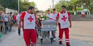 Rinden homenaje luctuoso en Tecomán al Teniente Juan Iván Zaragoza, fallecido en accidente aéreo