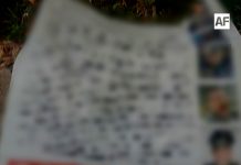 Delincuentes cuelgan narcomantas en distintos puntos de Uruapan