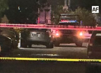 Asesinan a balazos a un hombre en Santiago; hallan cartulina con mensaje en Salagua, Manzanillo