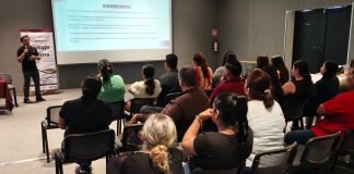 Personas beneficiarias de Trabajo Colima reciben información antes de recibir apoyos