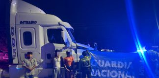 Guardia Nacional recupera tractocamión robado, en autopista Colima-Manzanillo