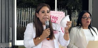 Bachilleres de Cofradía de Juárez apoyan la entrega de prótesis para adultos mayores