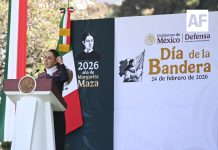 México es dignidad, valentía y grandeza: Sheinbaum en el Día de la Bandera
