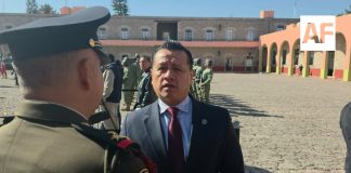 SSP Michoacán detiene a 11 policías municipales; FGE investiga su presunta participación en bloqueos