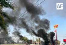 Operativo federal en Tapalpa desata bloqueos e incendios en carreteras del estado de Jalisco