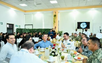 Participa UdeC en desayuno conmemorativo por el Día del Ejército Mexicano