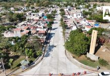 Rosi Bayardo supervisa avance de nueva calle con concreto hidráulico en La Floresta, Manzanillo