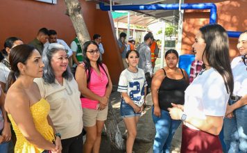 Rosi Bayardo inicia instalación de sistemas de captación de agua de lluvia en escuelas