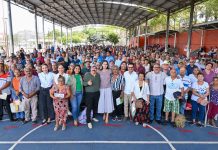 Participa Rosi Bayardo en entrega de tarjetas de Pensiones del Bienestar