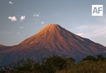 Volcán de Colima se mantiene estable y con baja actividad: UEPC