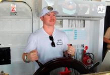 Saúl “Canelo” Álvarez fortalece la disciplina y el espíritu de superación de la Armada de México en Manzanillo