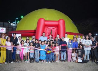 Inaugura Tey en Feria de VdeA Domo Didáctico de Derechos Humanos