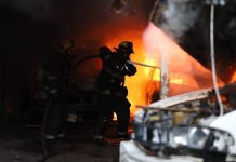 Este fin de semana fueron incendiados 15 vehículos que se encontraban estacionados en distintos puntos de la ciudad de Guadalajara