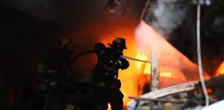 Este fin de semana fueron incendiados 15 vehículos que se encontraban estacionados en distintos puntos de la ciudad de Guadalajara