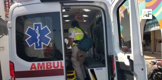 Atienden a dos adultos mayores tras quedar inconscientes en el Mercado Obregón de Colima