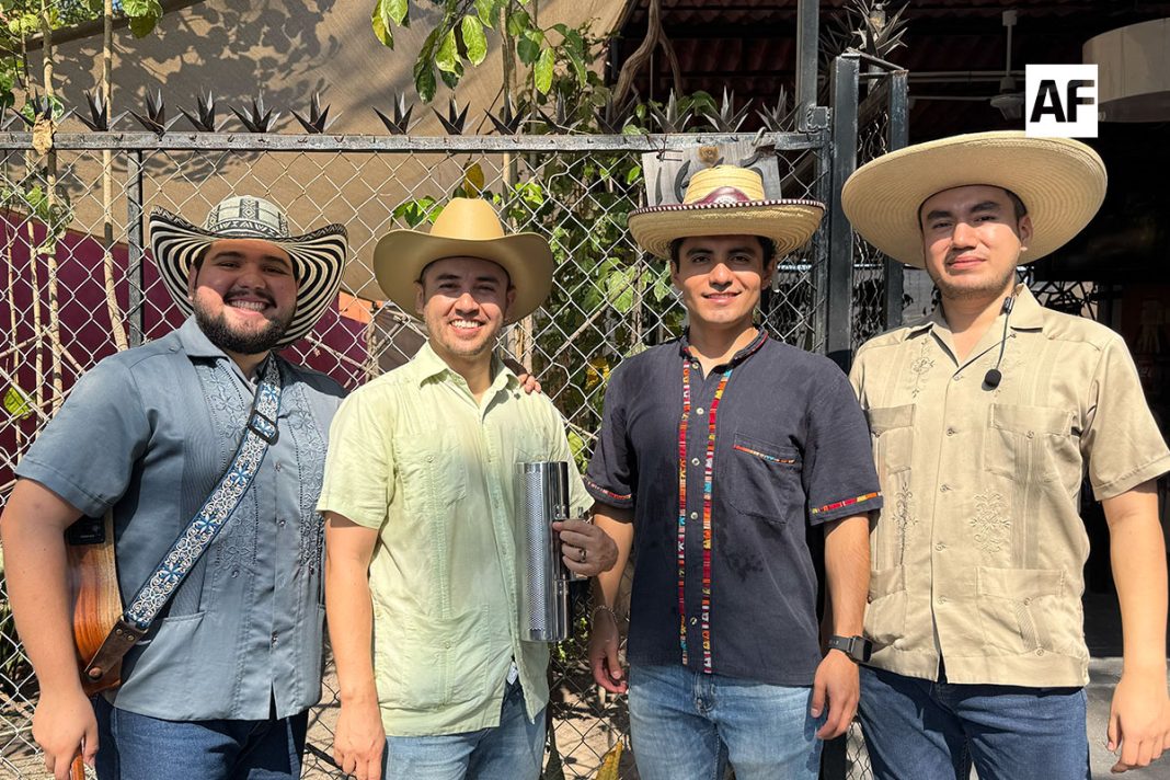 palo-fierro-son-jarocho-01