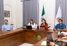 Indira Vizcaíno supervisa avances en infraestructura carretera en Colima