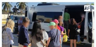 Armada de México escolta a turistas afectados por bloqueos tras jornada violenta