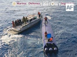 Aseguran semisumergible con presunta cocaína frente a costas de Colima