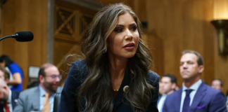 Trump releva a secretaria de Seguridad Nacional y la nombra enviada especial contra cárteles