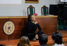 Descubren el teatro y la escritura creativa, estudiantes del Bachillerato 4